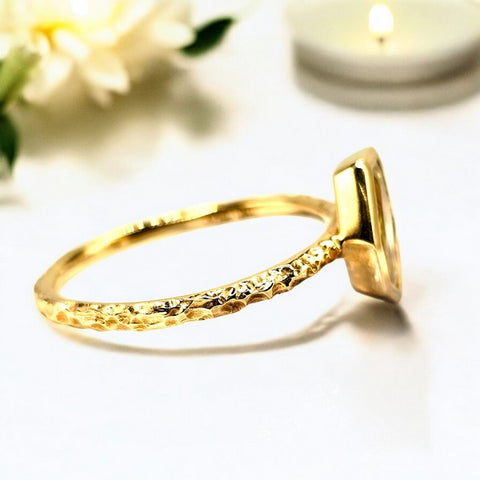 14k Yellow Gold Yellow Sapphire Ring