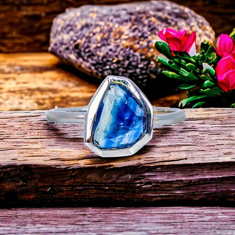 14K White Gold Matte Sapphire Ring